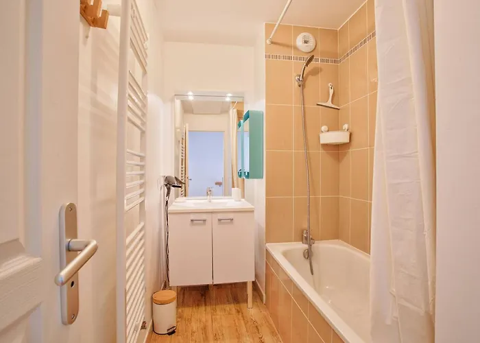 Appartamento Familial A 250m Du Golf Et De La Plage, Parking Inclus - - Fr-1-788-16