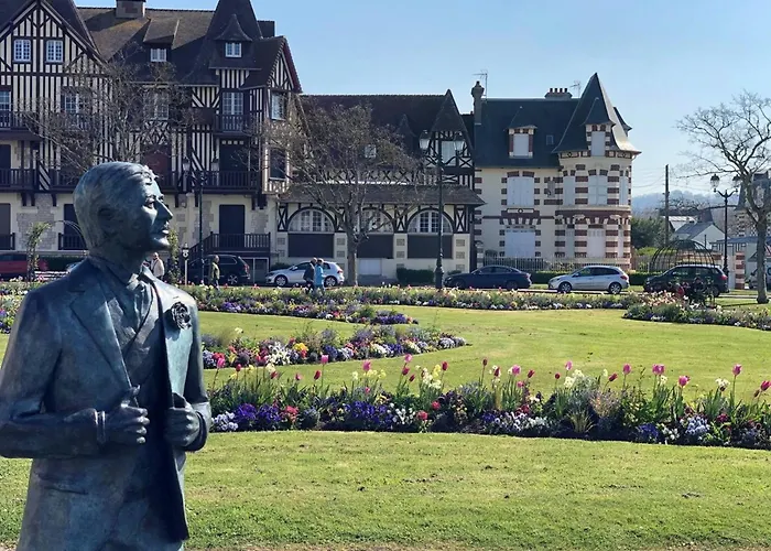 Familial A 250m Du Golf Et De La Plage, Parking Inclus - - Fr-1-788-16 * Varaville