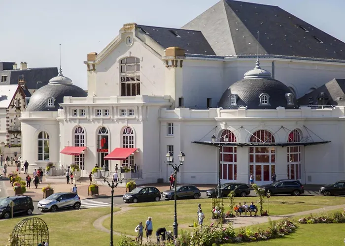 Familial A 250m Du Golf Et De La Plage, Parking Inclus - - Fr-1-788-16 Apartament *